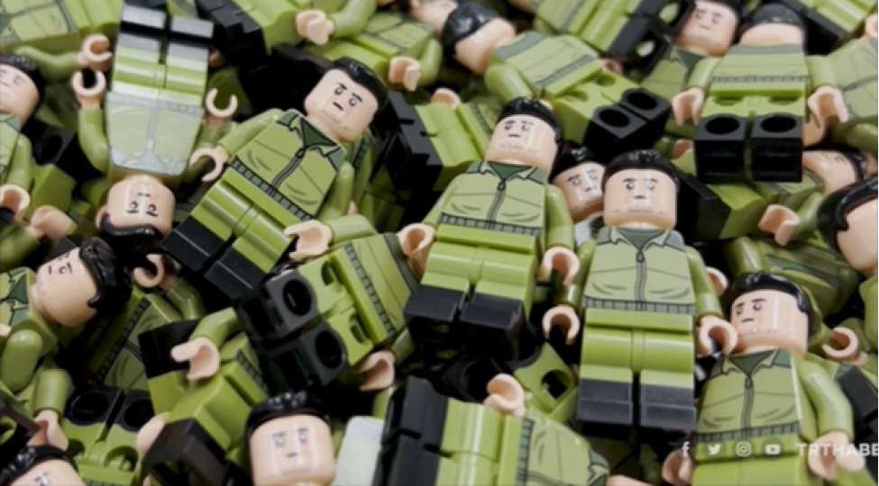 zelenski-oyuncaqlari-saatlar-erzinde-satildi