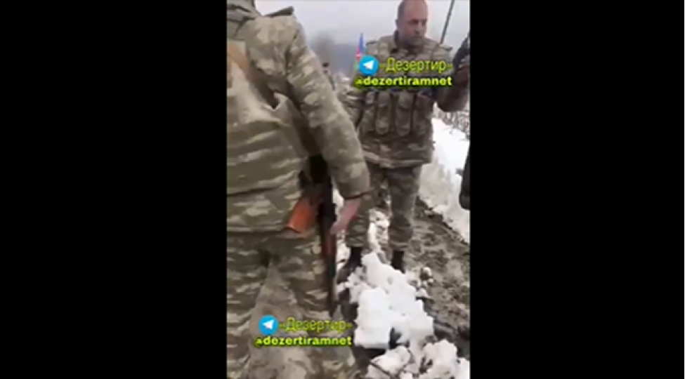 azerbaycan-zabitinden-sulhmeramlilara-ders