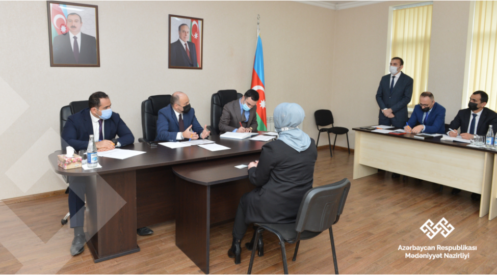 medeniyyet-naziri-astarada-vetendashlari-qebul-edib-foto