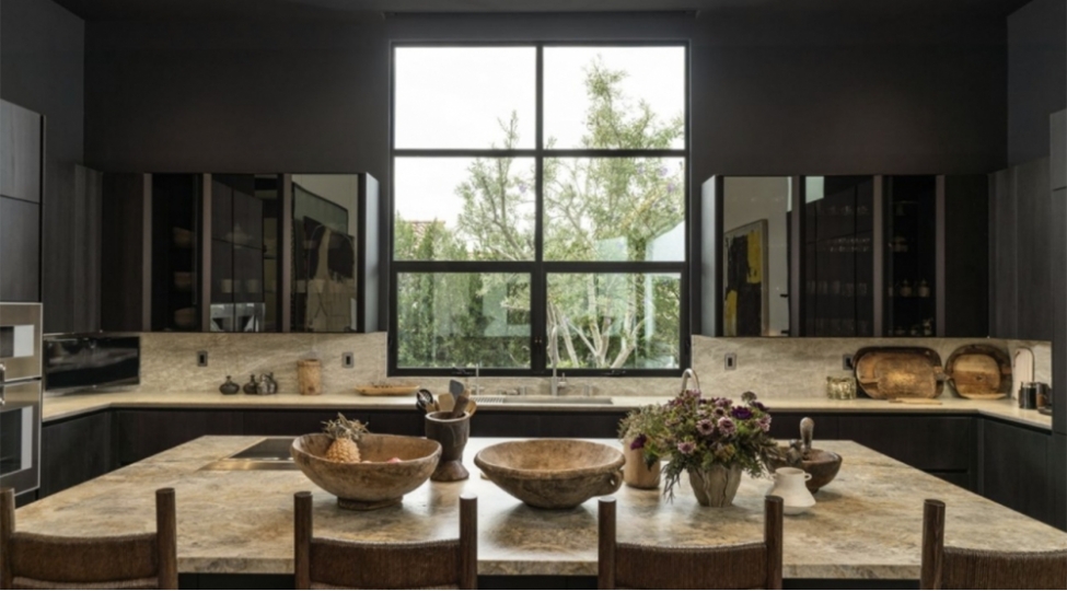 evini-135-milyon-dollara-satdi-foto