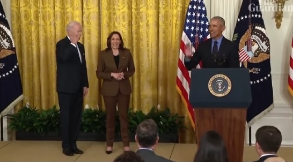 bayden-obamaya-herbi-salam-verdi-video