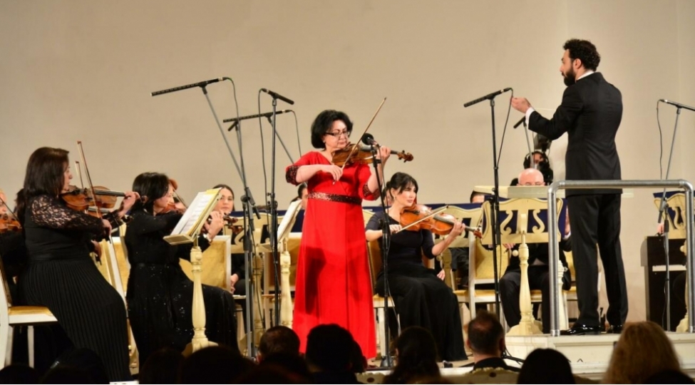 zehra-quliyevanin-yubileyine-hesr-olunmush-konsert-kechirilib-foto