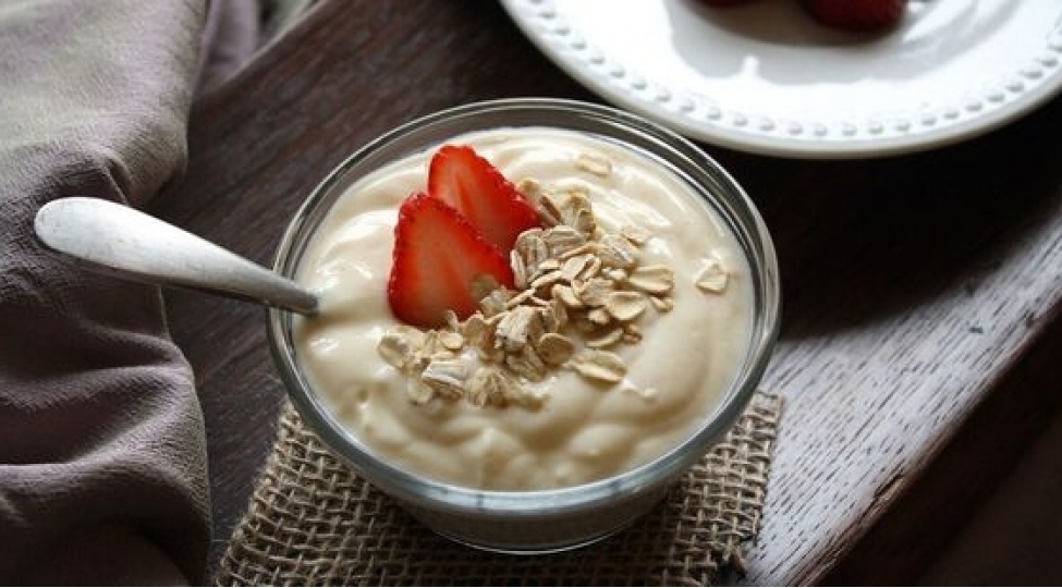 yoqurt-xroniki-yorgunluqla-mubarize-aparmaga-komek-edir