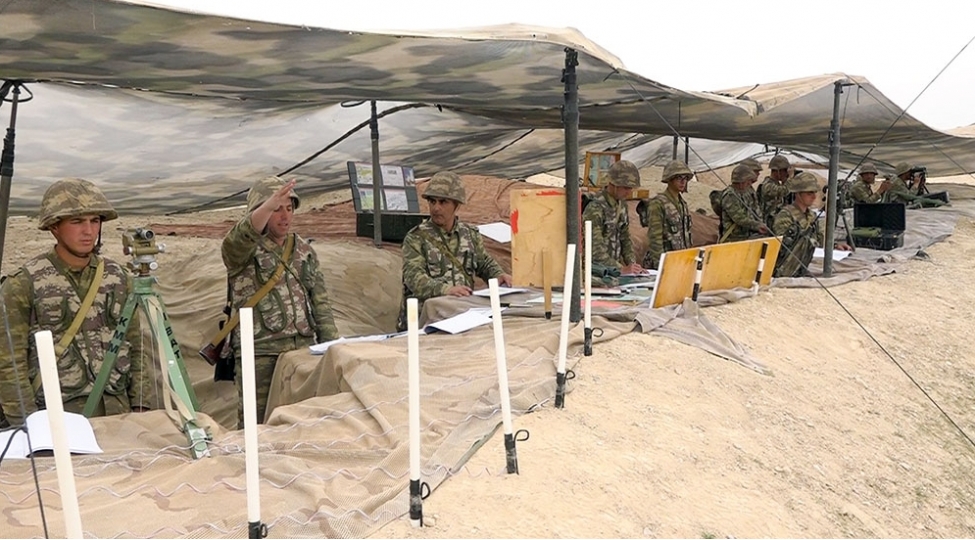 naxchivanda-tabor-divizion-komandirleri-ve-muavinleri-ile-komandir-hazirligi-meshgeleleri-kechirilib-video-2