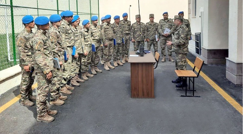 azerbaycan-ordusunun-rabite-hisse-ve-bolmelerinde-meshgeleler-kechirilib