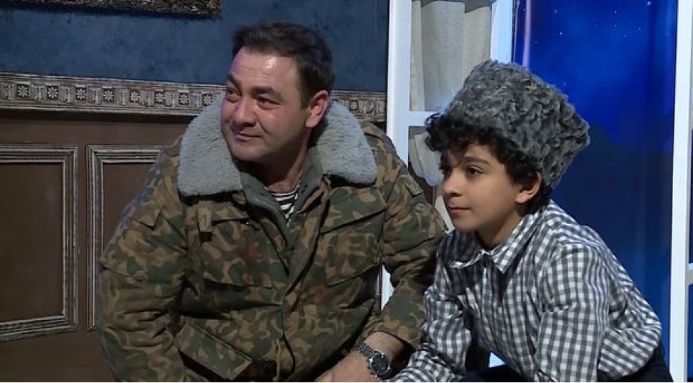 ogey-ana-ve-feryadin-ismayilinin-sonuncu-gorushu-dostlari-goz-yashlarini-saxlaya-bilmedilervideo