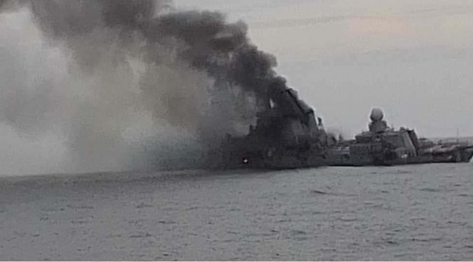 moskva-kreyserinin-batmazdan-az-once-chekilmish-goruntuleri-yayilib-video