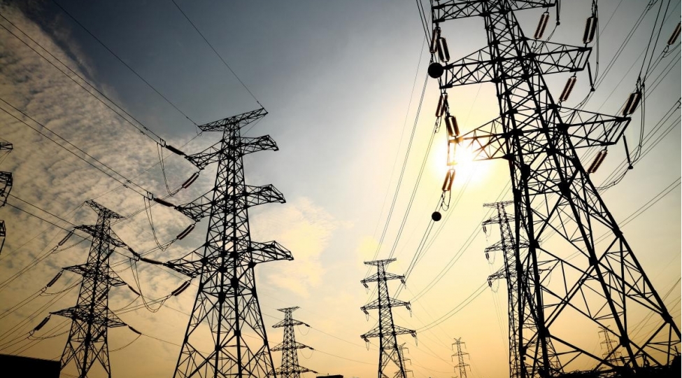 salyanda-yashayish-menteqelerinin-elektrik-shebekesi-yenilenib-video