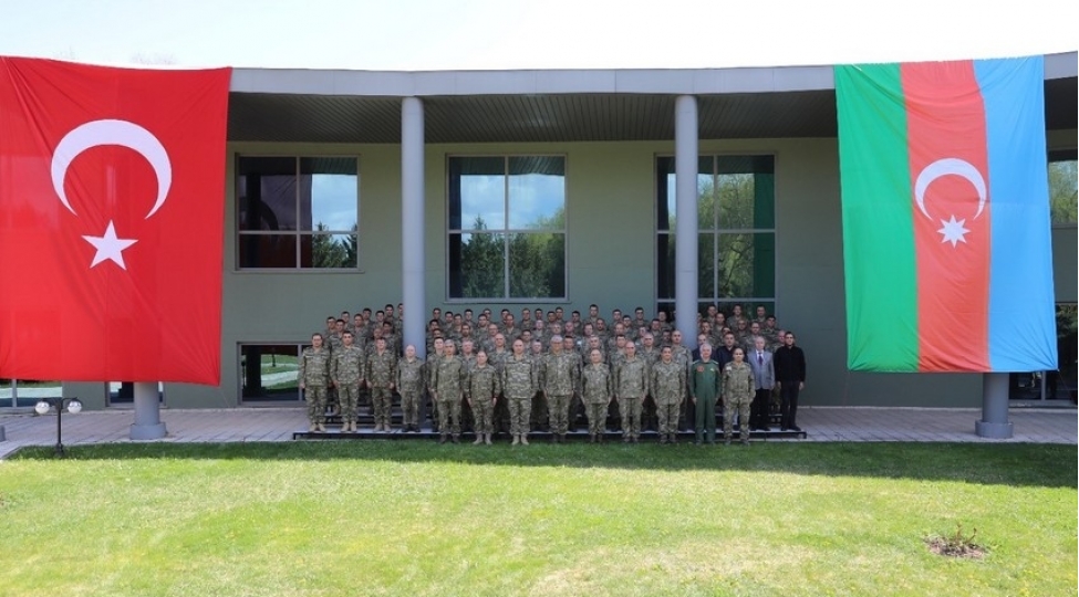 azerbaycan-herbchileri-turkiyede-novbeti-telim-kursu-kechibler