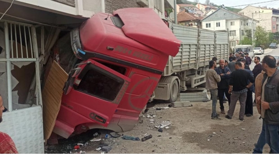 yuk-mashini-magazaya-chirpilib