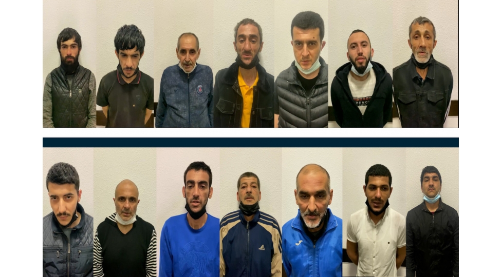 narkokuryerlerden-silah-ve-narkotik-goturulub-video