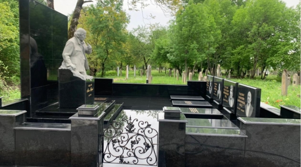 yuksek-vetenperverlik-ve-daxili-zenginlik-orneyi-foto