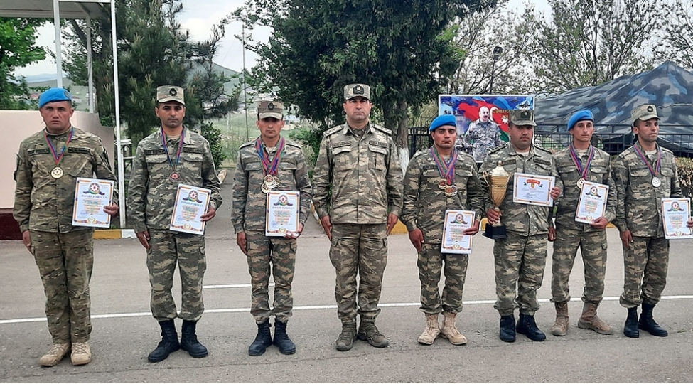 herbi-qulluqchular-arasinda-beshnovchuluk-uzre-yarishlar-kechirilib