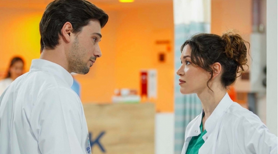 kasaba-doktoru-izleyicilerine-pis-xeber