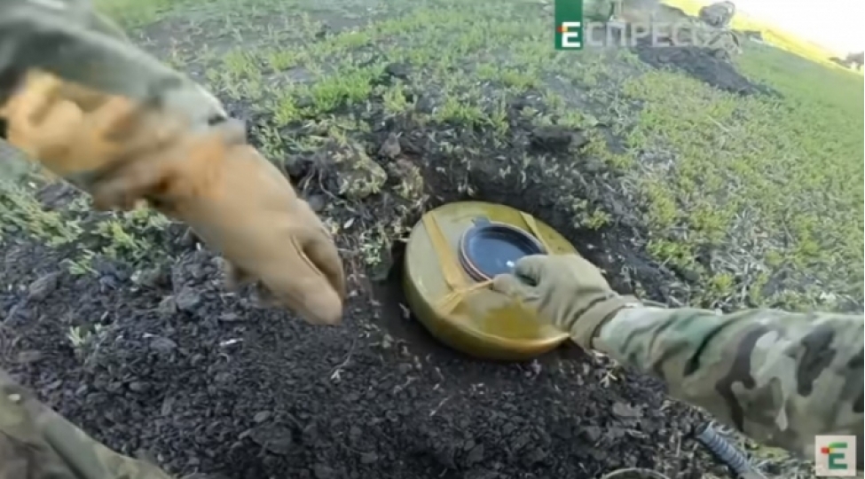 rus-tanklari-ukraynada-teleye-bele-dushur-video