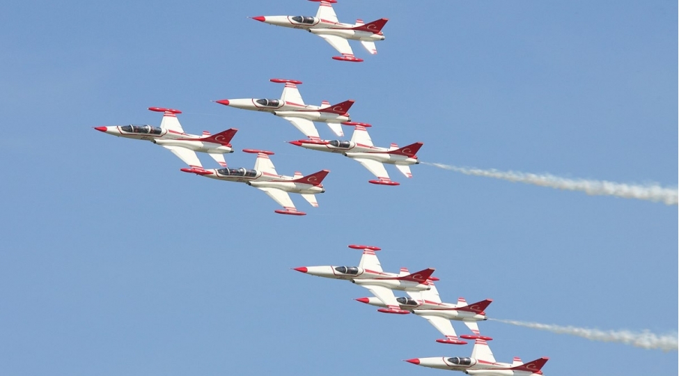 turk-ulduzlarinin-aviashousu-kechirilib-yenilenib