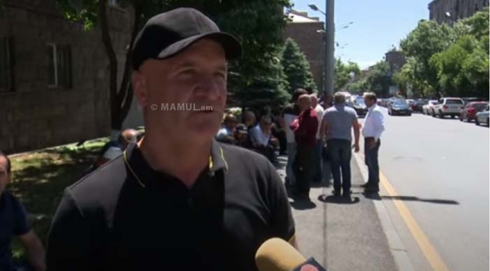 irevanda-mtx-zabitleri-etiraz-aksiyasi-kechiribler-video