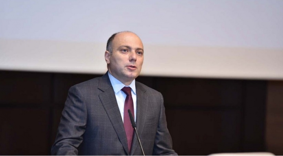 anar-kerimov-agcabedide-medeniyyet-muessiselerinin-fealiyyeti-ile-tanish-olub