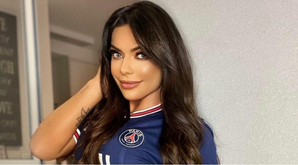 barselonali-futbolchulari-dunyaya-rezil-etdi-mende-chilpaq-fotolari-varfoto