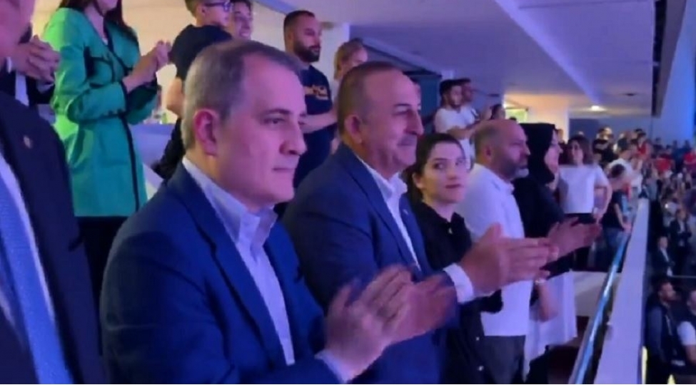 chavushoglu-ilebayramovturkiye-millisinin-matchini-izleyibler