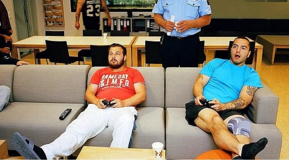 hech-kim-hebsxanaya-dushmek-istemez-ammafoto