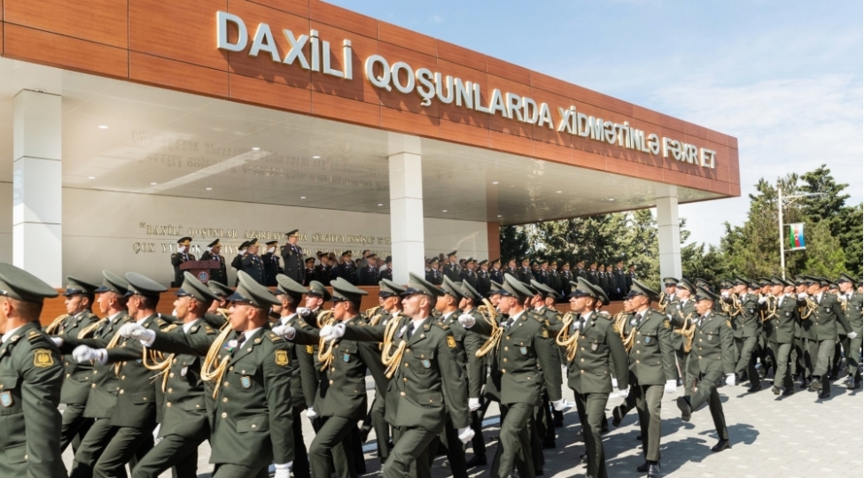 daxili-qoshunlarin-ali-herbi-mektebinde-novbeti-buraxilish-olub-fotovideo