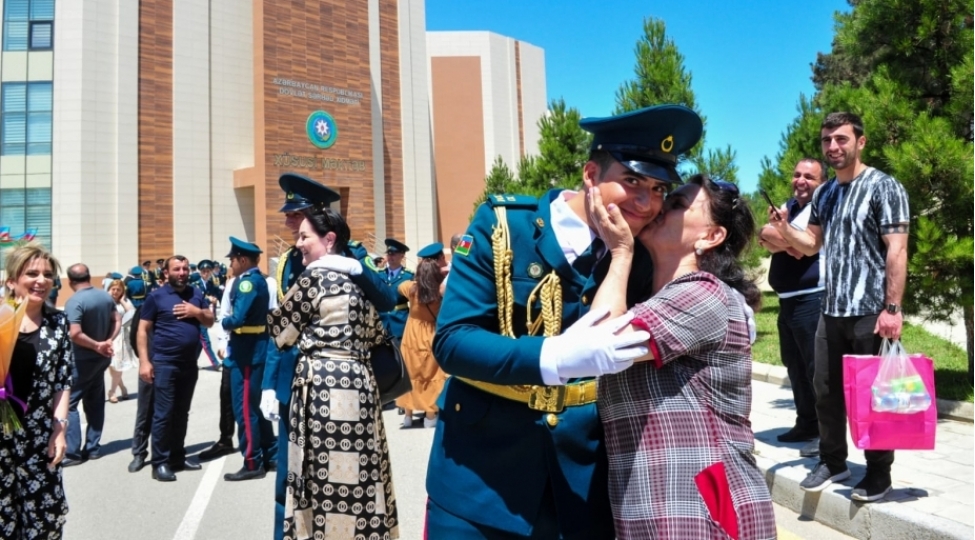 dsx-nin-xususi-mektebinde-mezunlarin-buraxilishina-hesr-edilmish-tenteneli-tedbir-kechirilib