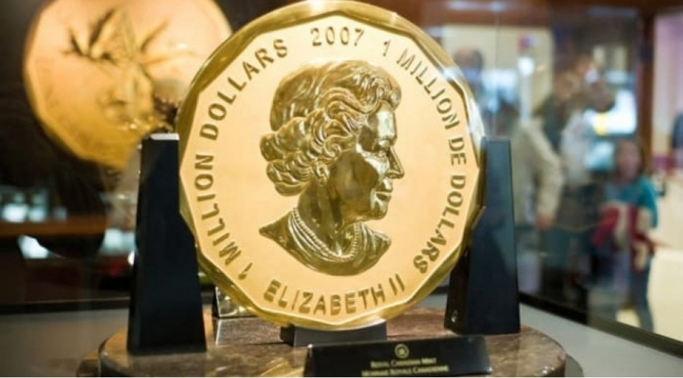 qeyri-adi-qizil-eshyalarinin-inanilmaz-qiymetleri-foto