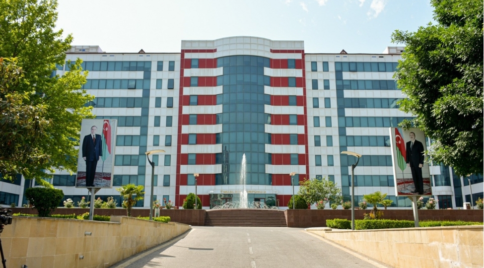 mudafie-nazirliyinin-bash-klinik-hospitalina-mediatur-teshkil-edilib