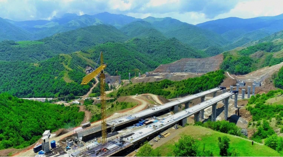 ehmedbeyli-fuzuli-shusha-avtomobil-yolunun-tikintisi-suretle-aparilir-fotovideo