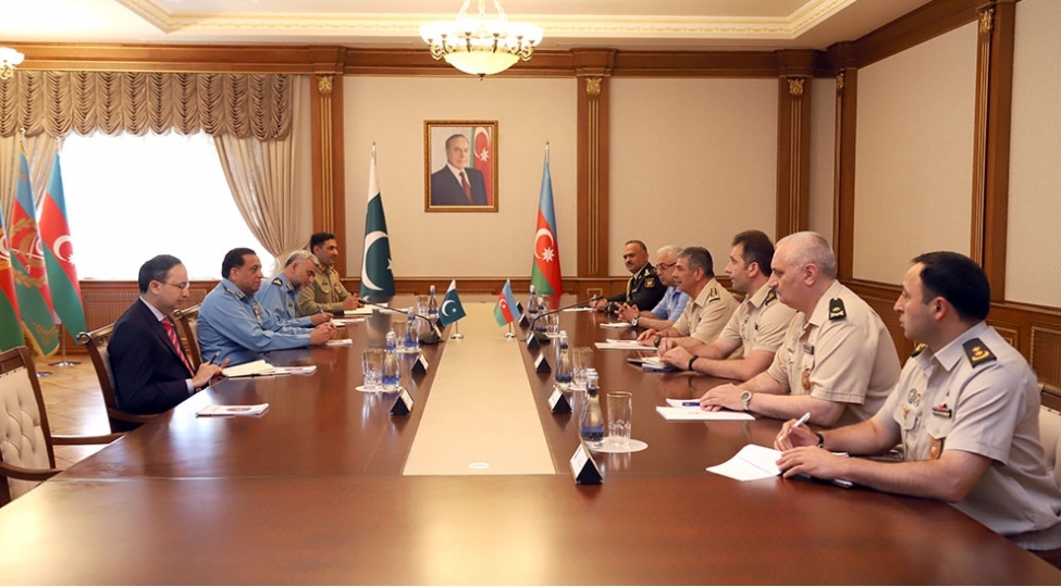 azerbaycan-ile-pakistan-arasinda-herbi-sahede-emekdashliq-ugurla-inkishaf-edir