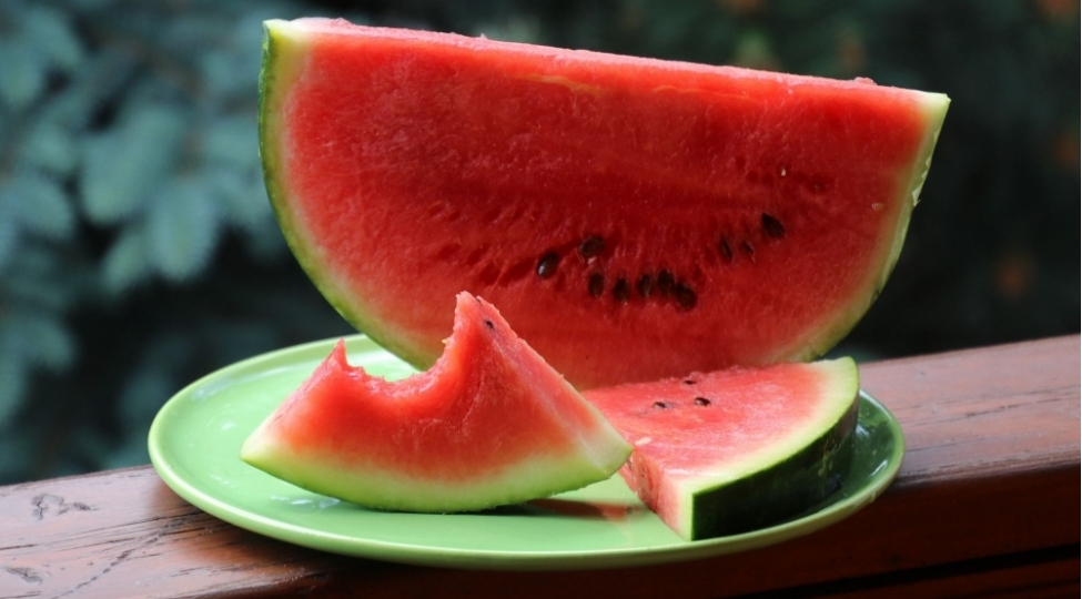 sheker-xesteleri-qarpiz-yeye-bilermi