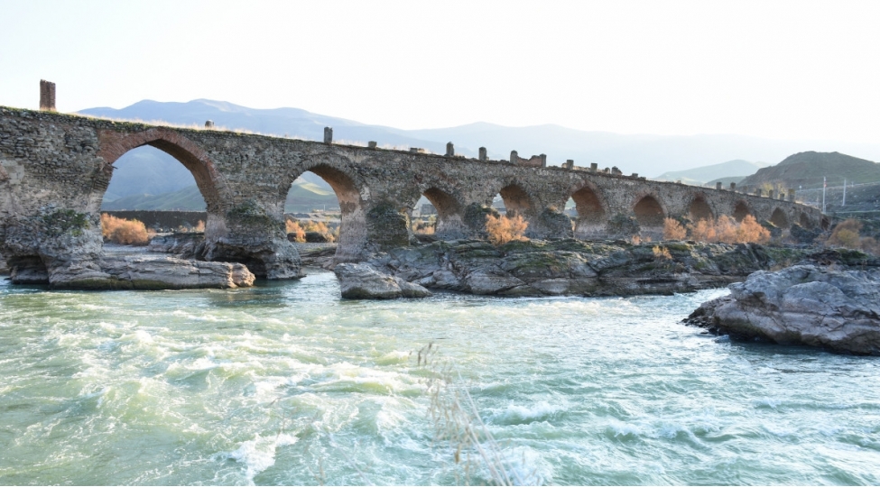 azad-edilmish-erazilerde-daha-25-abide-inventarlashdirilib