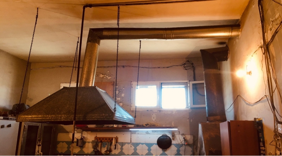 fhn-bakida-mehmanxananin-fealiyyetini-mehdudlashdirib-video