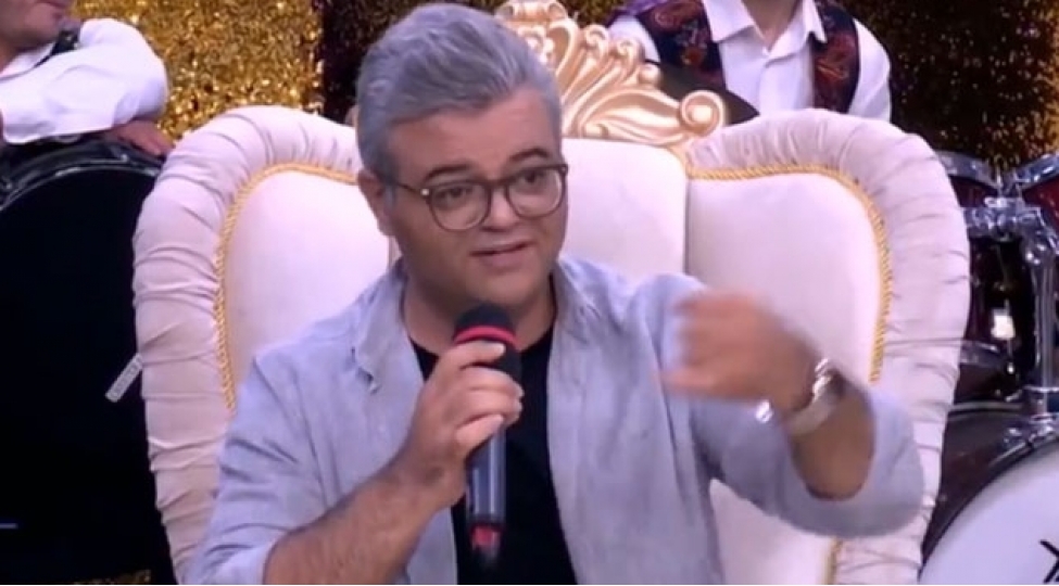 afshin-azeri-mene-deyir-ki-chix-efirde-onlardan-danish-video