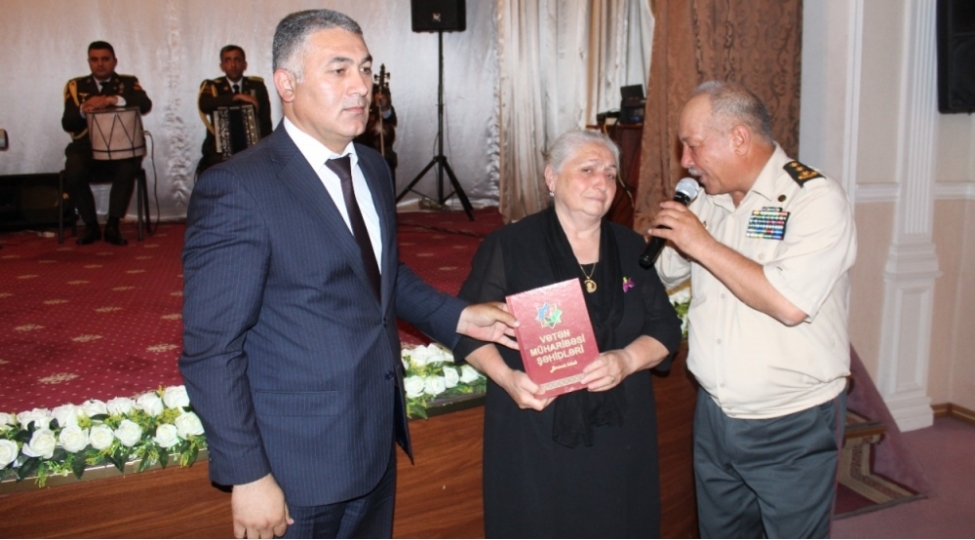 milli-ruh-leyaqet-vetene-sevgi-adli-vetenperverlik-tedbiri-kechirilib-foto