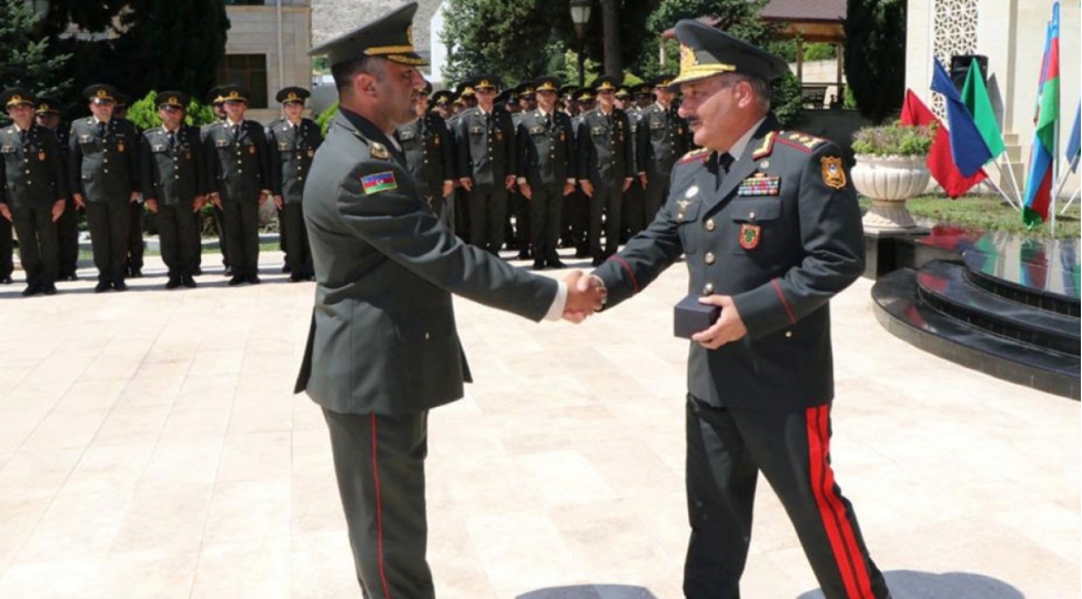 gizirlerin-zabit-vezifelerine-hazirligi-kursunun-ilk-buraxilishi-olub-fotovideo