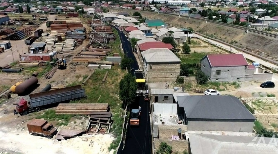 bileceride-uzunlugu-1-kilometrden-chox-olan-yol-temir-edilir