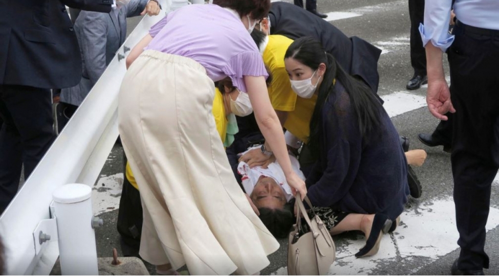 sindzo-abeye-sui-qesdin-goruntuleri-video