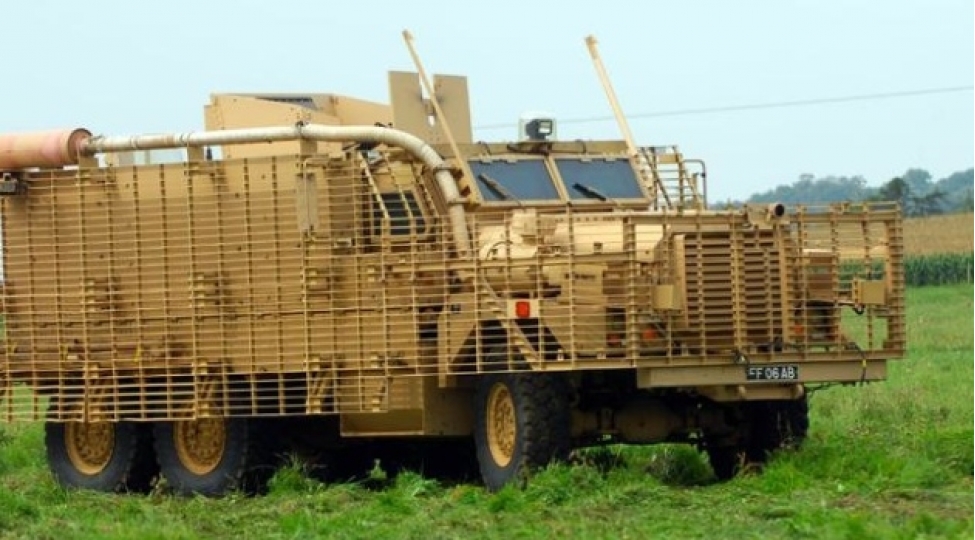 ukrayna-mastiff-zirehli-texnikasini-numayish-etdirib