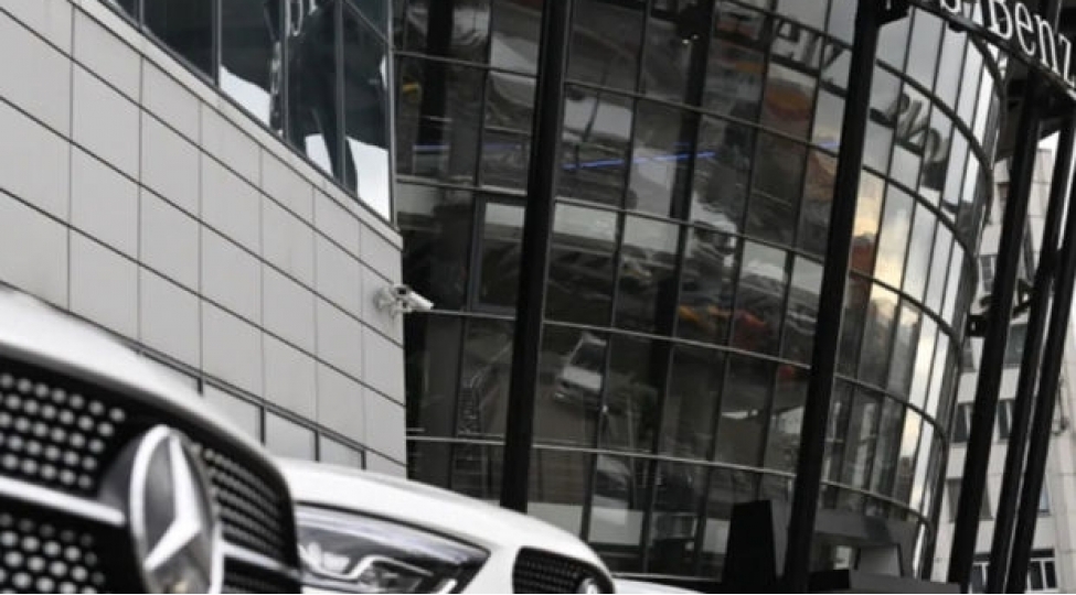 mercedes-benz-rusiyani-terk-edir