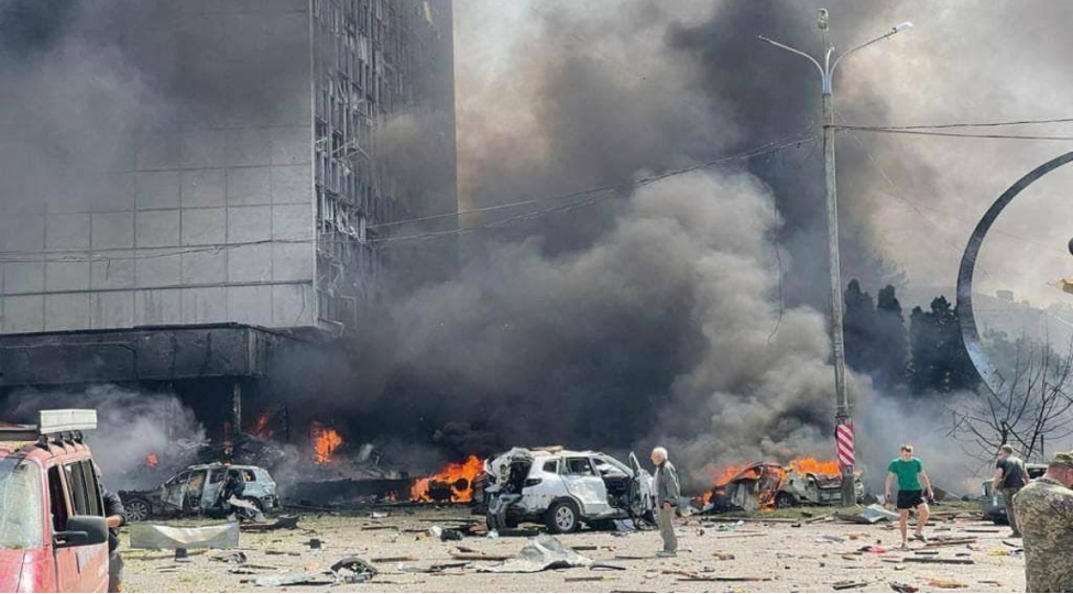 rusiya-vinnitsa-sheherine-raket-zerbeleri-endirib-olen-ve-yaralananlar-var-yenilenib