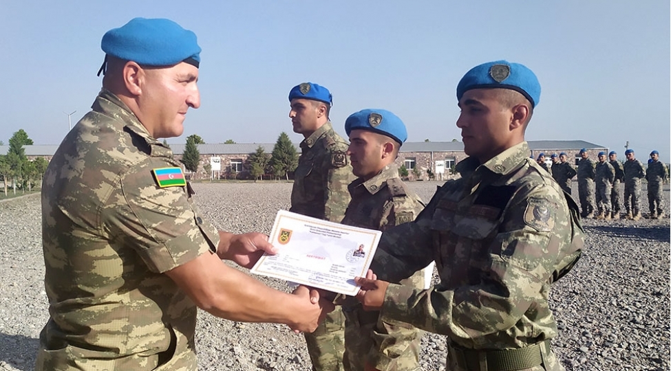komando-hazirligi-kursunun-novbeti-buraxilish-merasimi-kechirilib