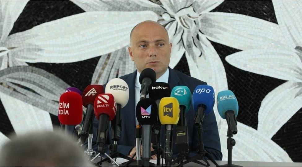anar-kerimov-milli-metbuat-gunu-ile-elaqedar-jurnalistlerle-gorushub