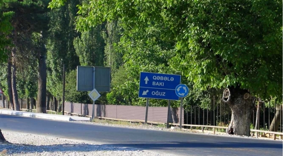 oguz-sheki-yolu-yeniden-qurulur-fotovideo