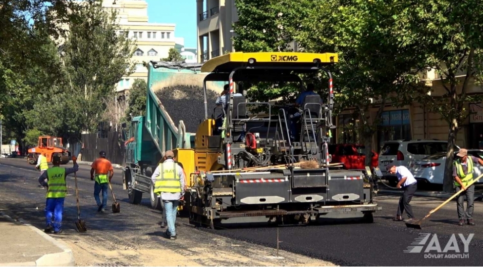 nesimi-rayonunda-nesib-bey-yusifbeyli-kuchesinin-esasli-temiri-davam-edir