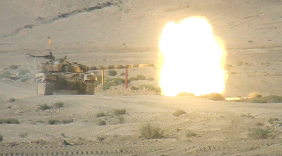 azerbaycan-ordusunun-tank-heyetleri-ile-doyush-hazirligi-meshgeleleri-kechirilib-