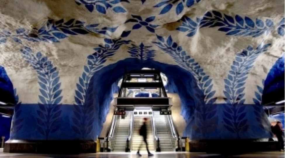 dunyanin-en-qeyri-adi-metrosu