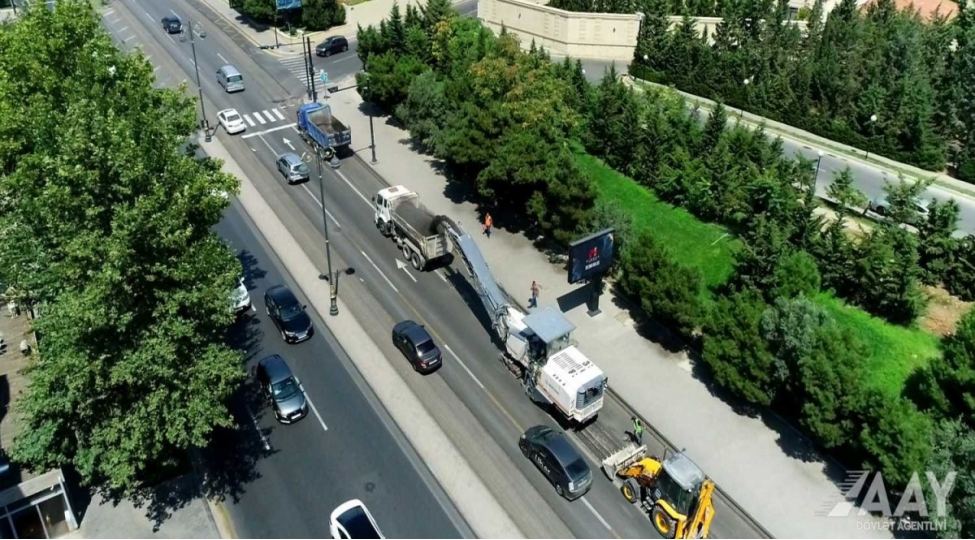 tbilisi-prospektinde-temir-ishleri-aparilir-fotovideo