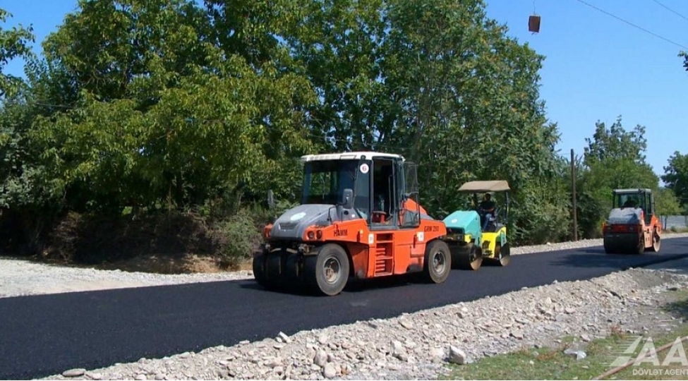 qebelede-bunud-hezre-avtomobil-yolu-yeniden-qurulub-fotovideo